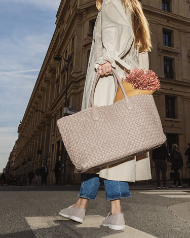 Alaia 1|model
